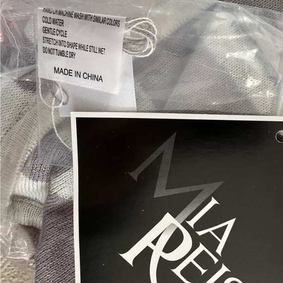 REVERSIBLE KNIT ASYMMETRICAL CARDIGAN GRAY IVORY ABSTRACT PRINT NWT - Picture 6 of 6